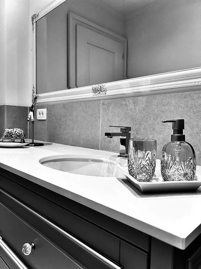 Villa Gianni - Lux Apt Vienna - 5 Stars Lovran Apartment