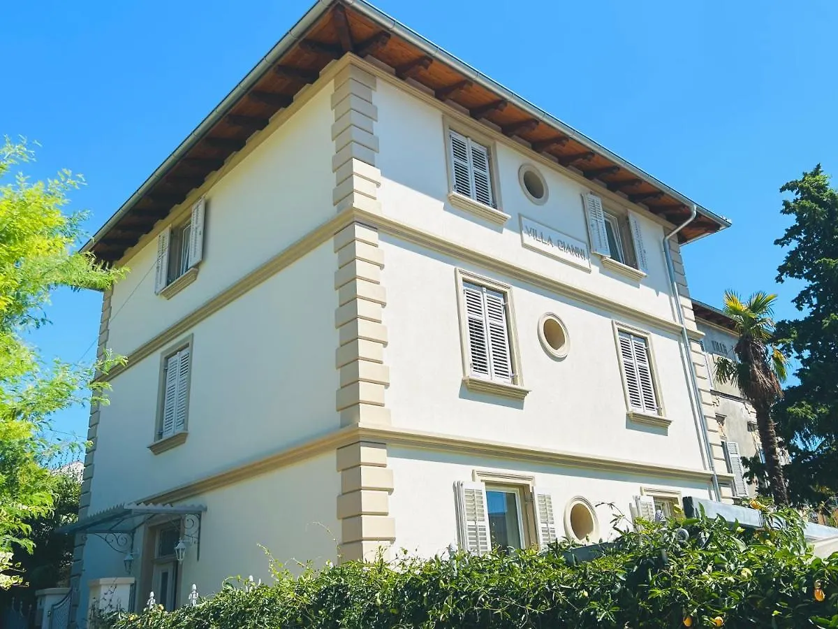 Villa Gianni - Lux Apt Vienna - 5 Stars Lovran Apartment