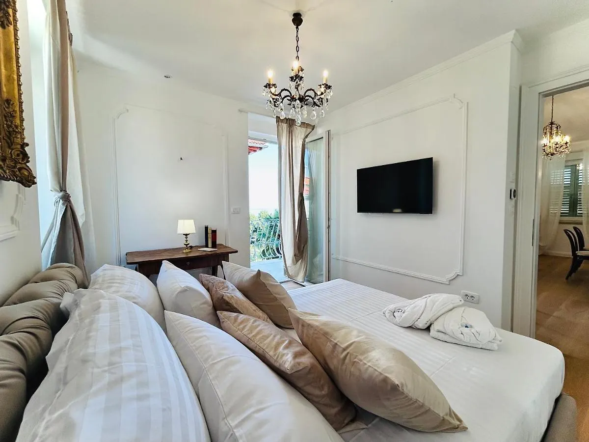 Villa Gianni - Lux Apt Vienna - 5 Stars Lovran Apartment
