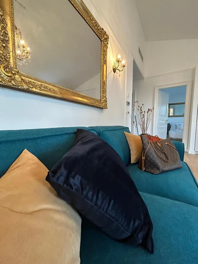 Villa Gianni - Lux Apt Vienna - 5 Stars Lovran